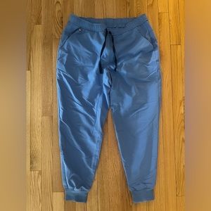 Tansen ceil blue short mens figs joggers